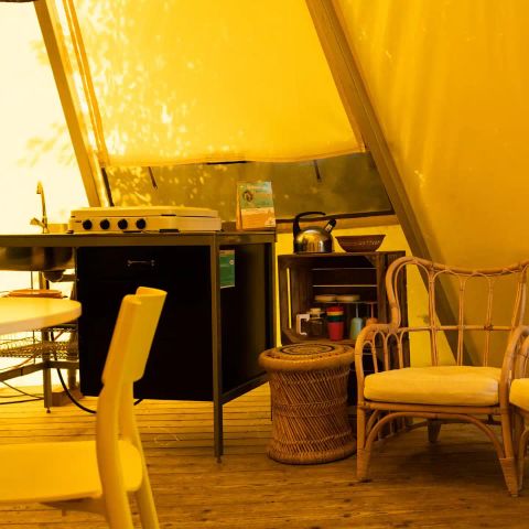 Hébergement 4 personnes - Tipi Jippi Tipi