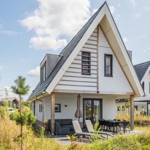 BUNGALOW 8 personnes - 8L