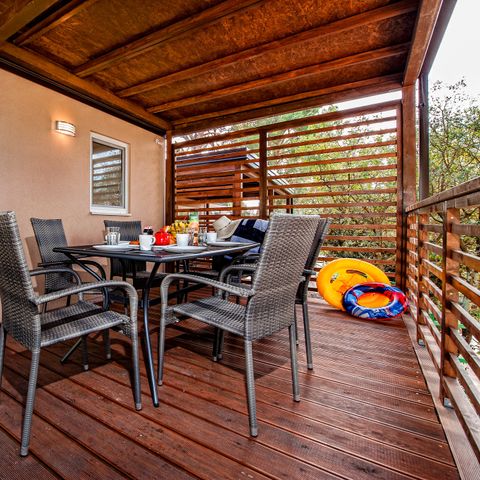 Mobilhome 6 personnes - Comfort XL | 3 Ch. | 6 Pers. | Terrasse surélevée | 2 SDB | Clim. | TV