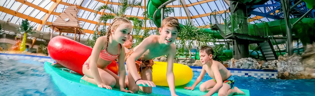 Parcs de bungalows avec paradis aquatique subtropical