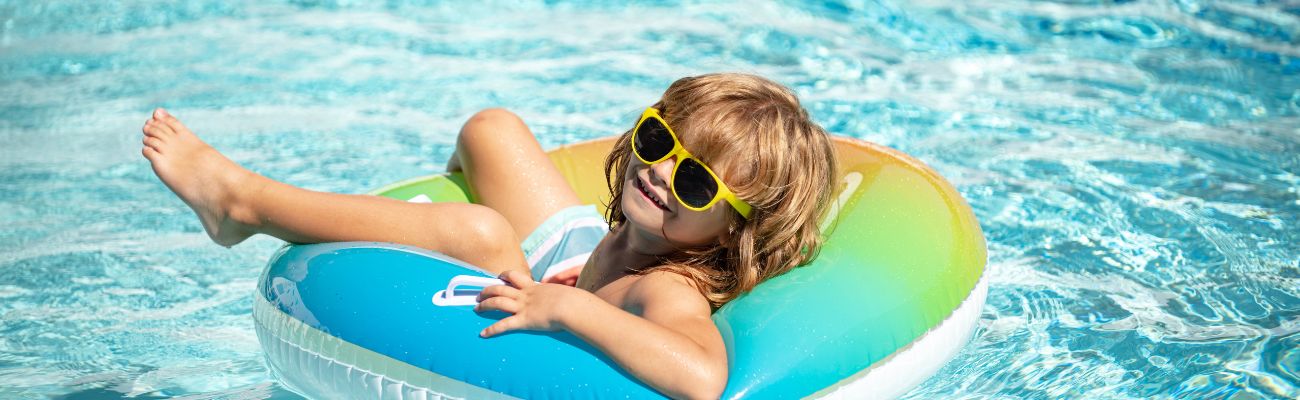 Avec piscine extérieure